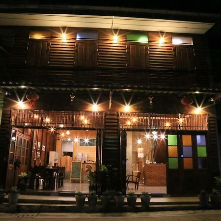 Bansoi 1 & Alley One Cafe Trang Exteriör bild