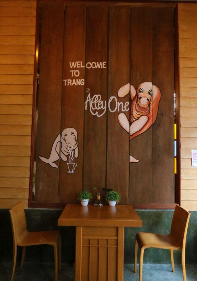 Bansoi 1 & Alley One Cafe Trang Exteriör bild
